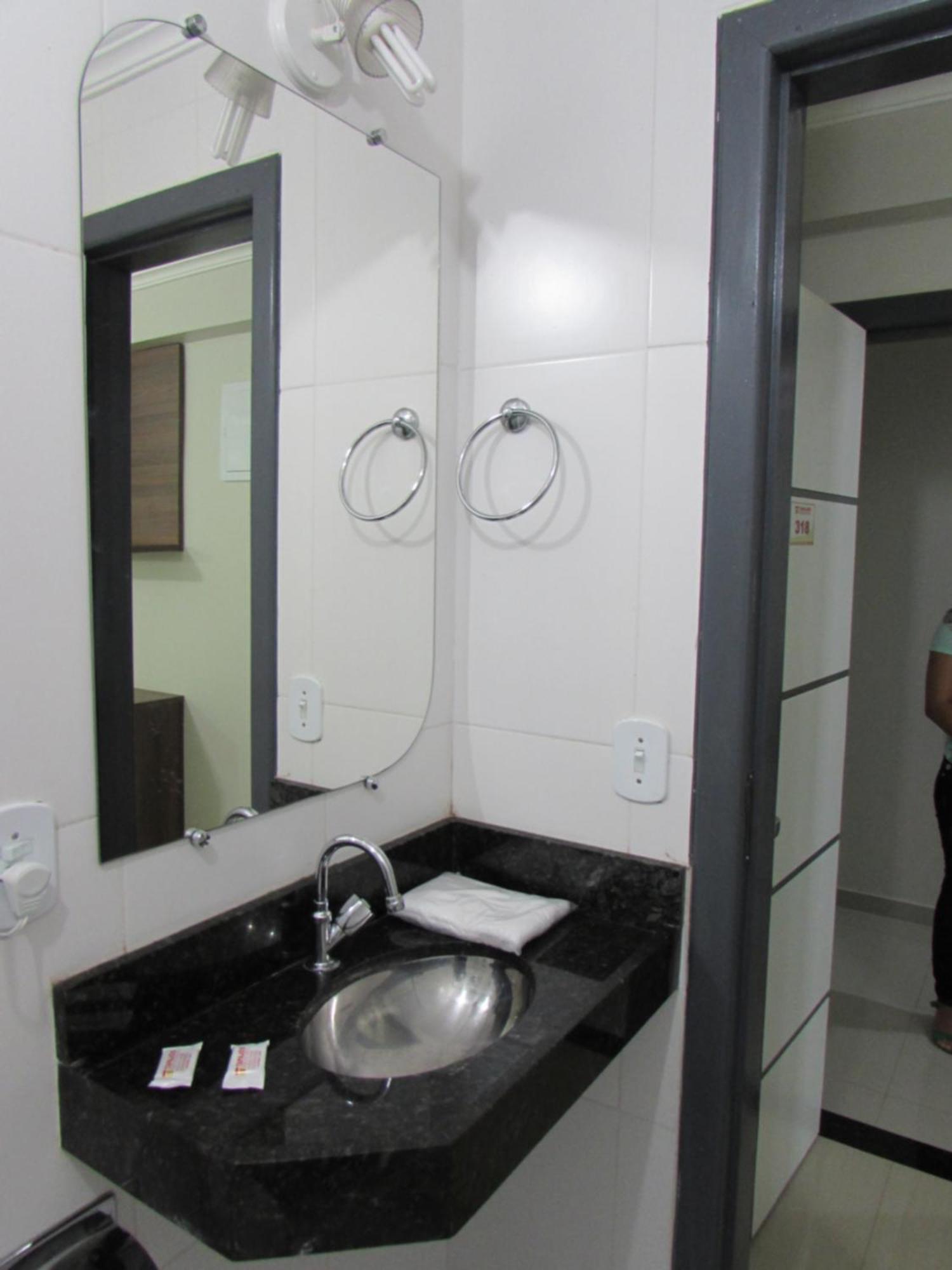 Tapajos Center Hotel Santarem Exterior photo